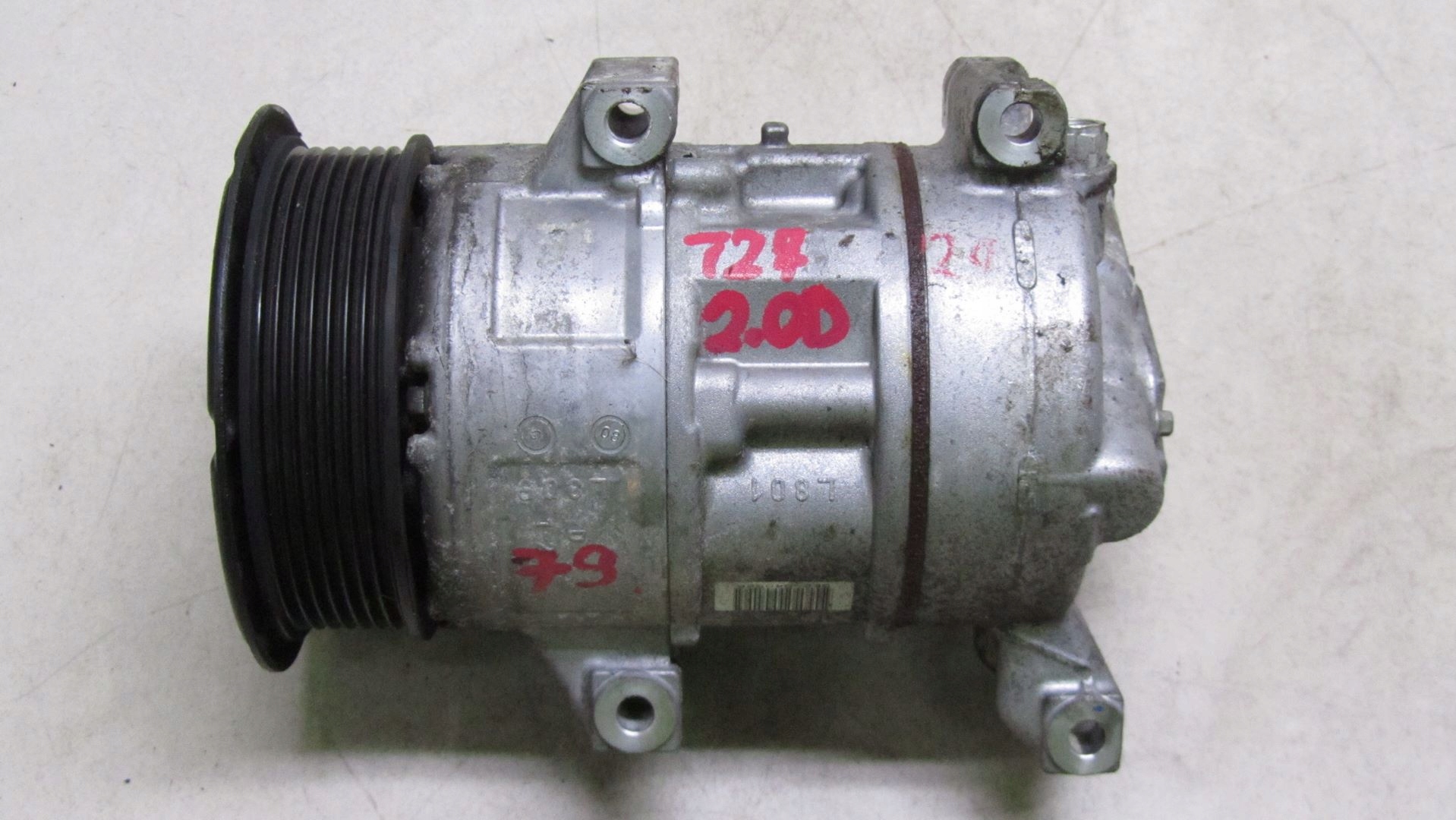 001/079 - Avensis T27 2.0 компресор кондиціонера 447260-1258