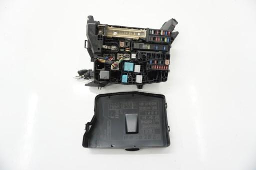 AVENSIS T27 блок предохранителей 2.0 82662-05130