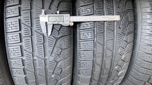 AZ.6238 205/65R17 Pirelli Sottozero Winter 210 серія2 2шт.