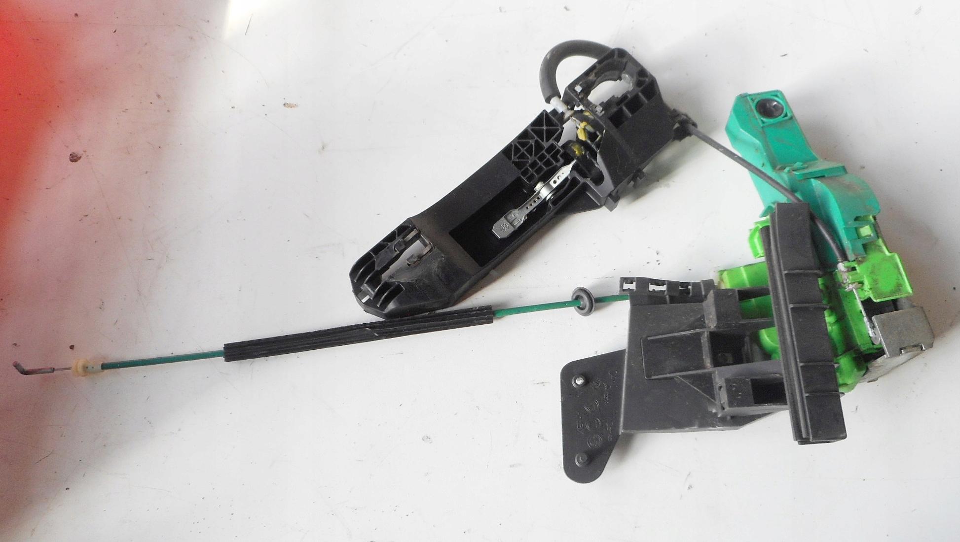 Alfa Giulietta 11R замок передний левый передний Eu