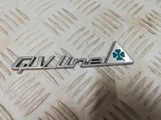 Alfa Romeo Mito ЗНАК ЭМБЛЕМА QV LINE