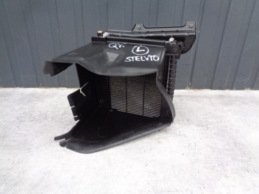 Alfa Romeo Stelvio QV водяний кулер інтеркулер L