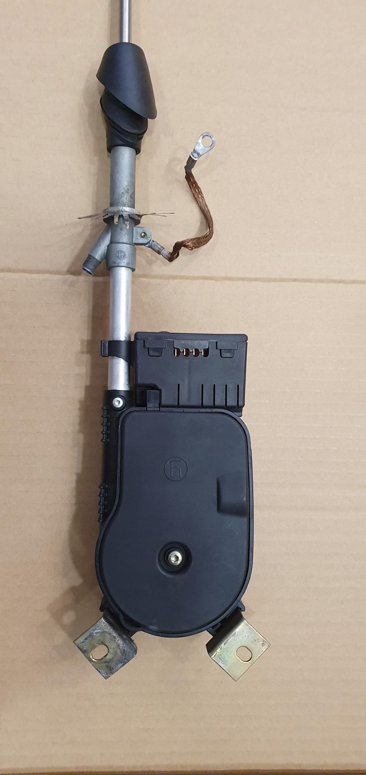 Антенна Hirschmann автомобиля 6000 KE B66828099 W124 W140