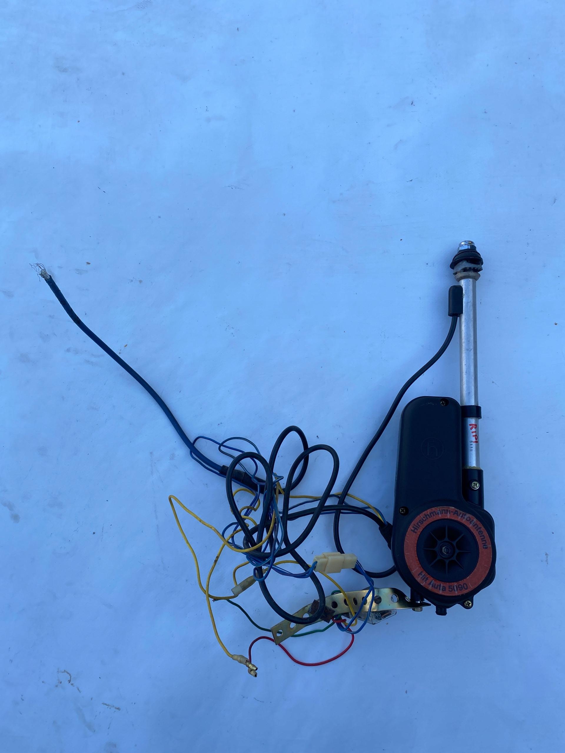 Антена Hirschmann Mercedes W108 W116 R107 W114