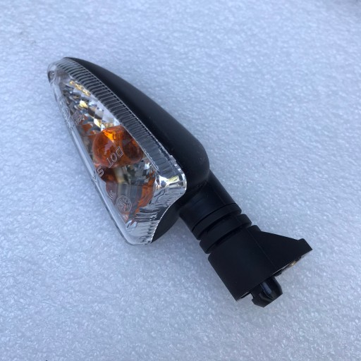 AP8127804 - Aprilia Shiver Tuono, RS4 сигнал поворота задний левый