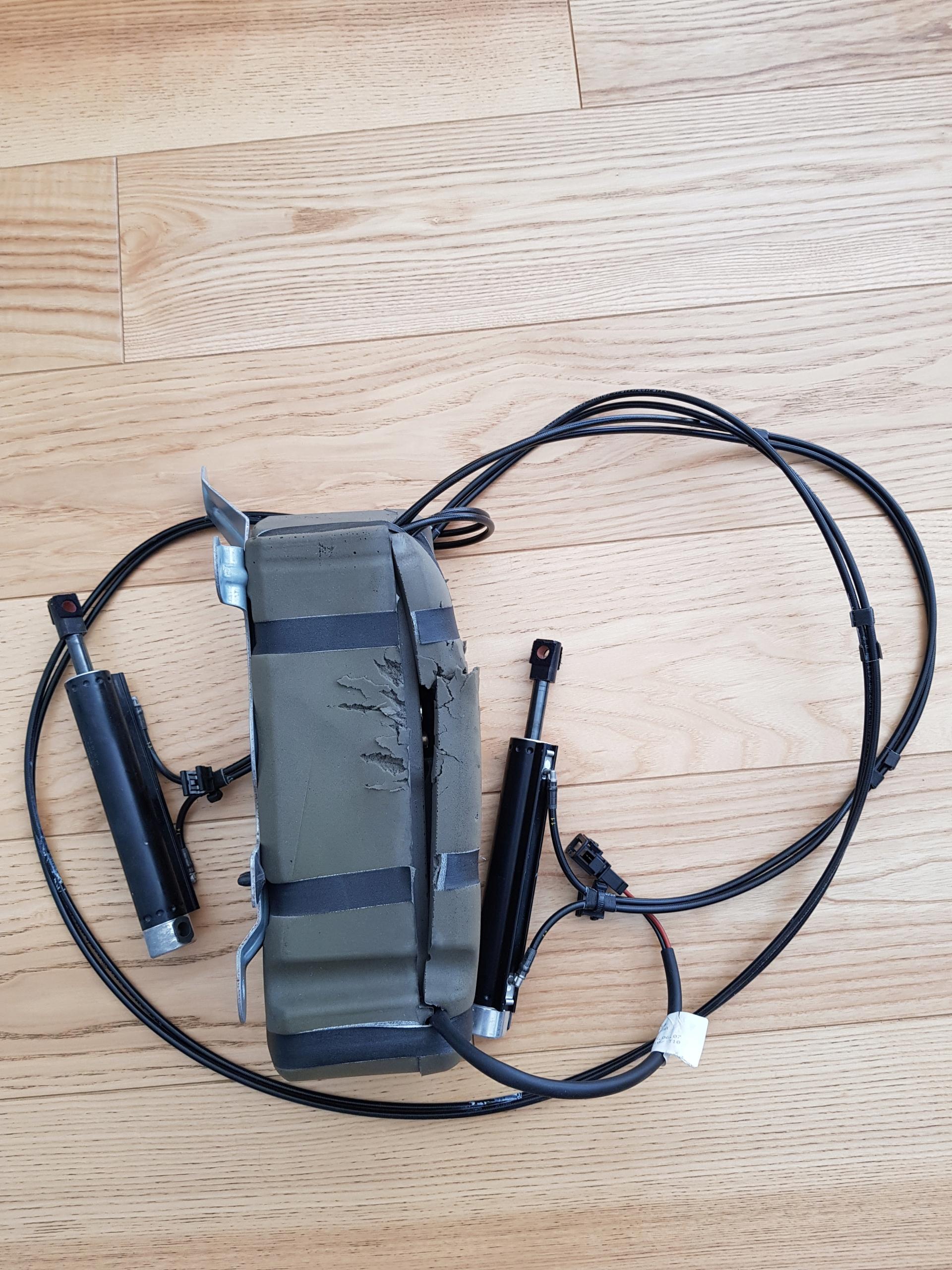 Audi A3 8P, VW Golf 6 кабріолет насос даху оригінал