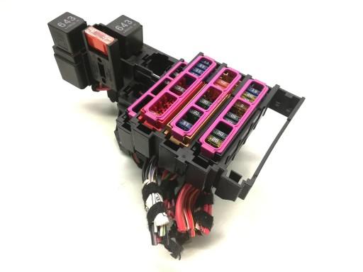 8K0971845A - Audi a4 рама / модуль запобіжників 2.0 tdi diesel 105kw (143 hp) -- 2010