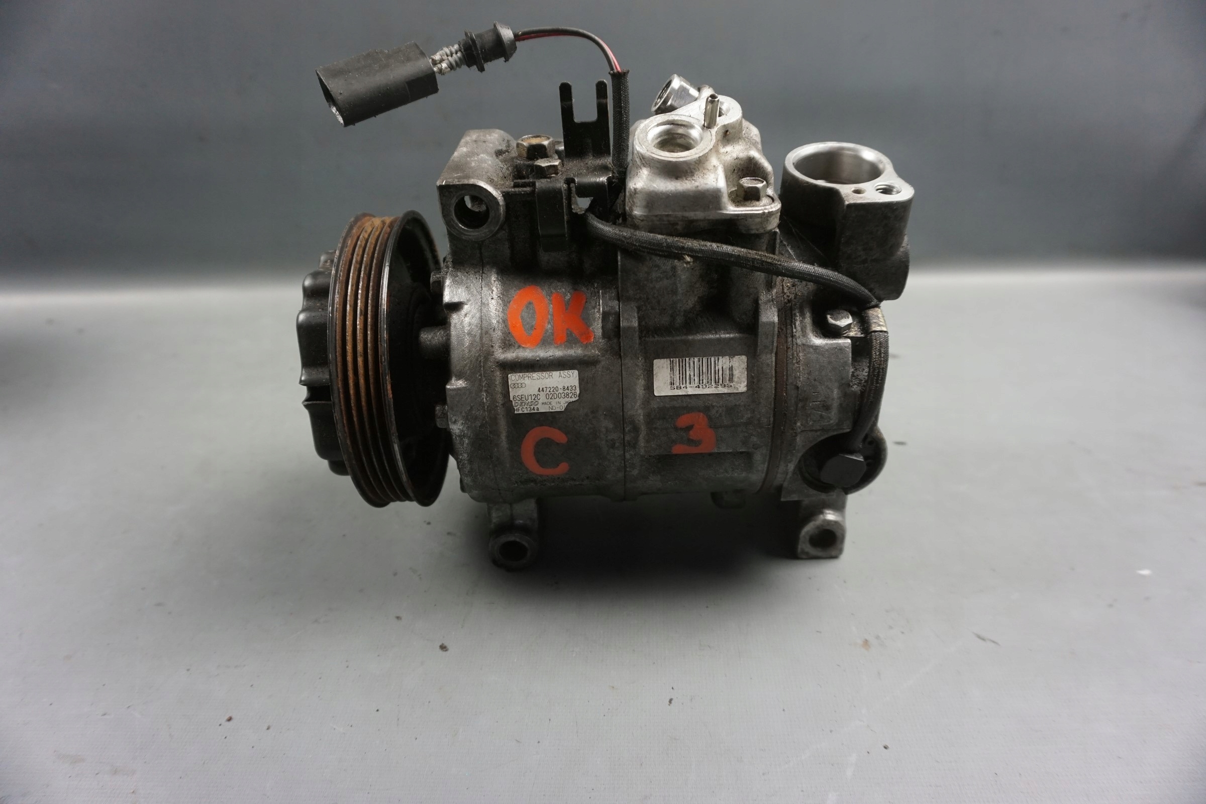 447170 7943 - Audi A4 B6 компресор кондиціонера 8e0260805c