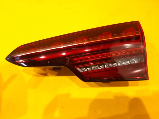 8W5945094AC, - Audi a4 b9 8w ліфт задній правий ліхтар в люк 8w5945094ac