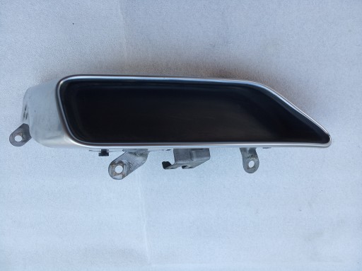 Audi A4 b9 правий наконечник вихлопної труби 8w0253826l