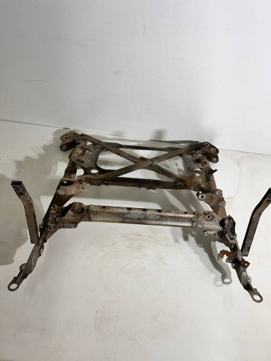 8K0399315G - Audi a5 8t a4 b8 лифт 8k0 399 315 g рама салазки коляска люлька передняя