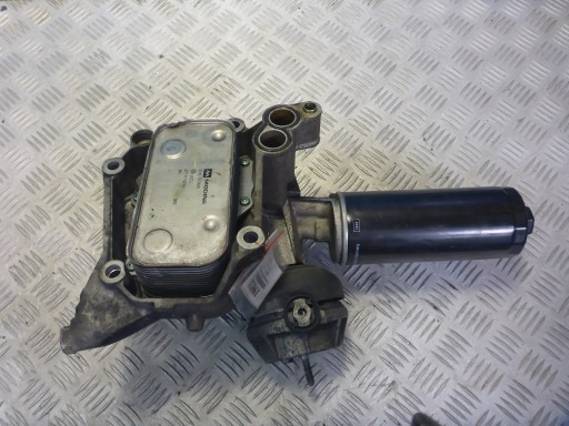 000005894 - Audi A6 4.2 V8 База Масляного Фильтра