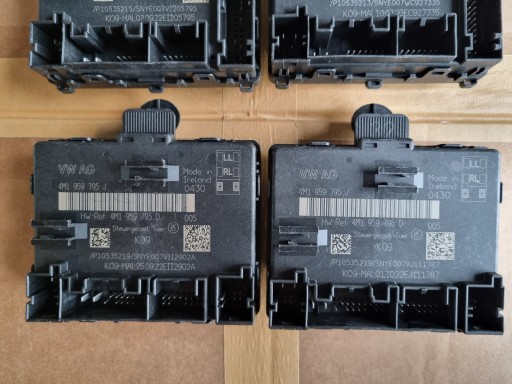 4M1959795J - Audi A6 A7 Q7 Q8 Контролер дверей 4M1959795D НОВИЙ