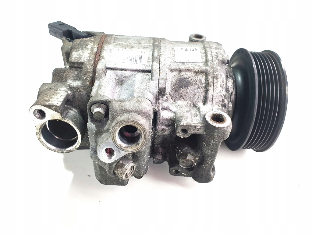 10r 4f0260805ap - Audi A6 C6 11R 2.0 TDI Кондиціонер