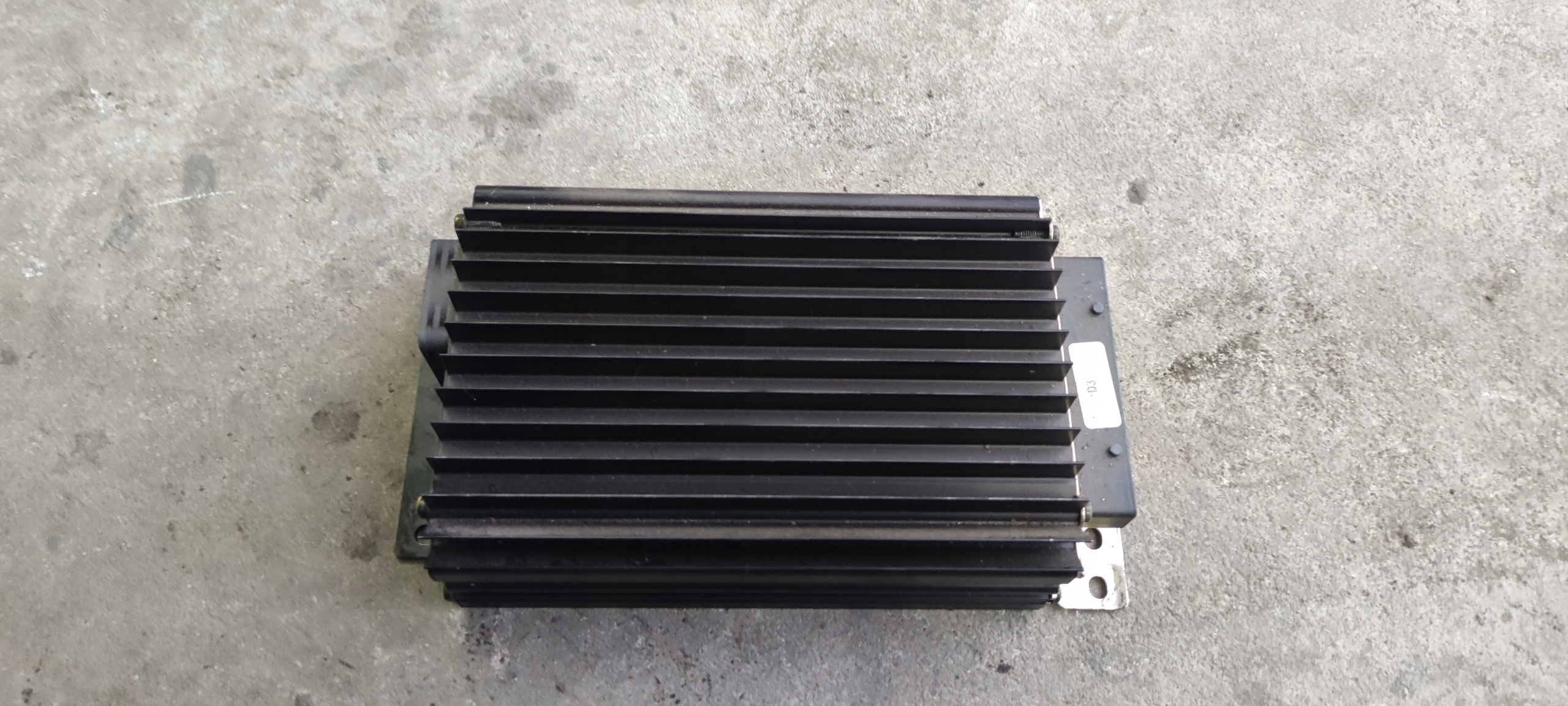 Audi A8 D3 усилитель BOSE 4e0035223a