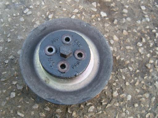 Audi B4 2.0 115 л.с. Шкив вала 050105243C