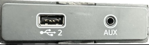 8w0035708 - Гніздо Audi USB AUX Port 8W0035708