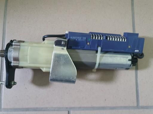 4L0827851E - Audi Q 7 привод закрылка правый 4l0827852e