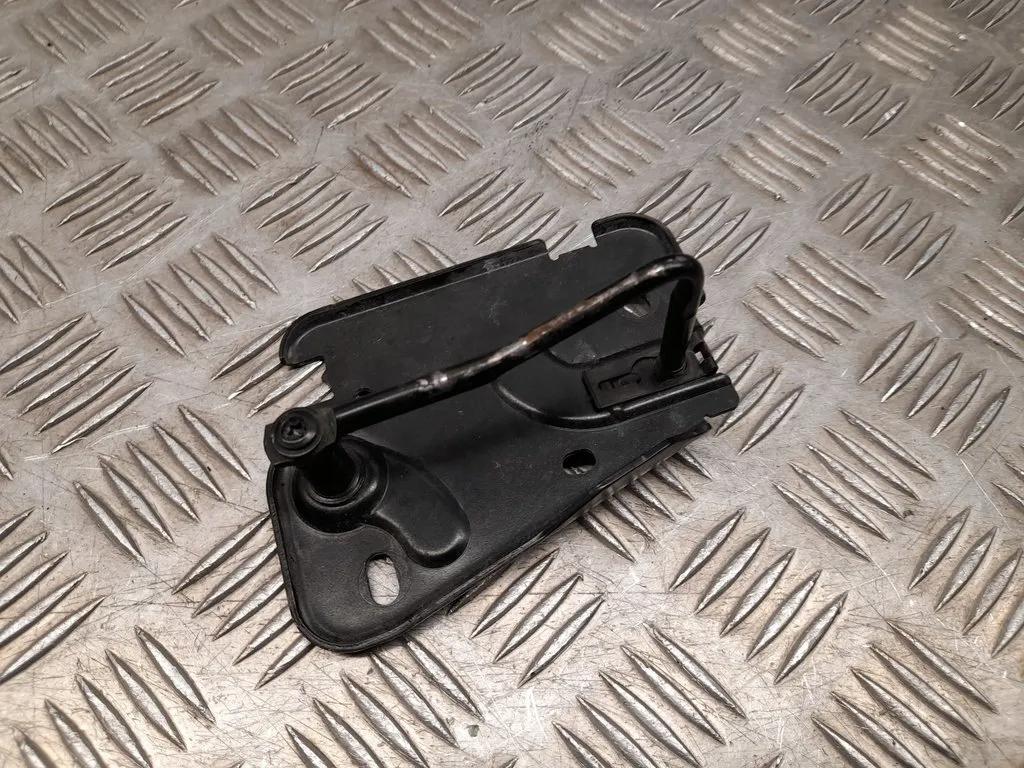 Audi Q7 4M 4m0823185c передняя левая вставка замка