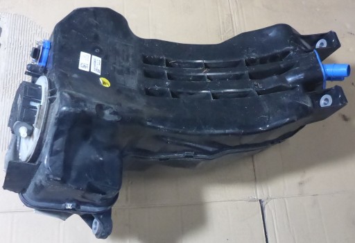 4M0131878CN - Audi Q7 бачок AdBlue 4m0131878cn