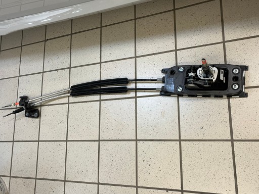 Рычаг переключения передач Audi TT 8S 8S0711049A