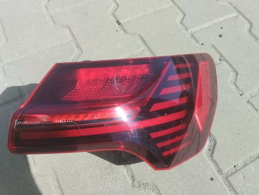 4KE945092B - Audi e-tron 2021 заднє праве крило ліхтаря