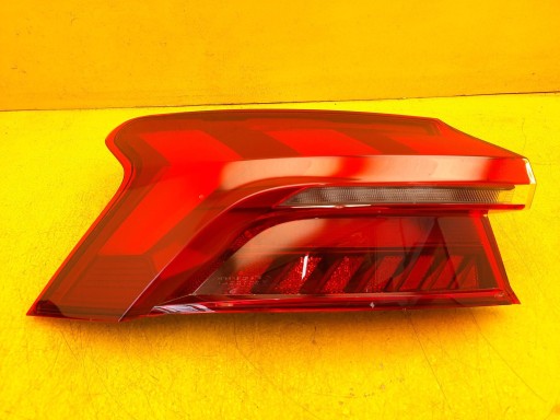 Audi E-Tron GT Задня лампа зліва ліворуч 4J3945091*