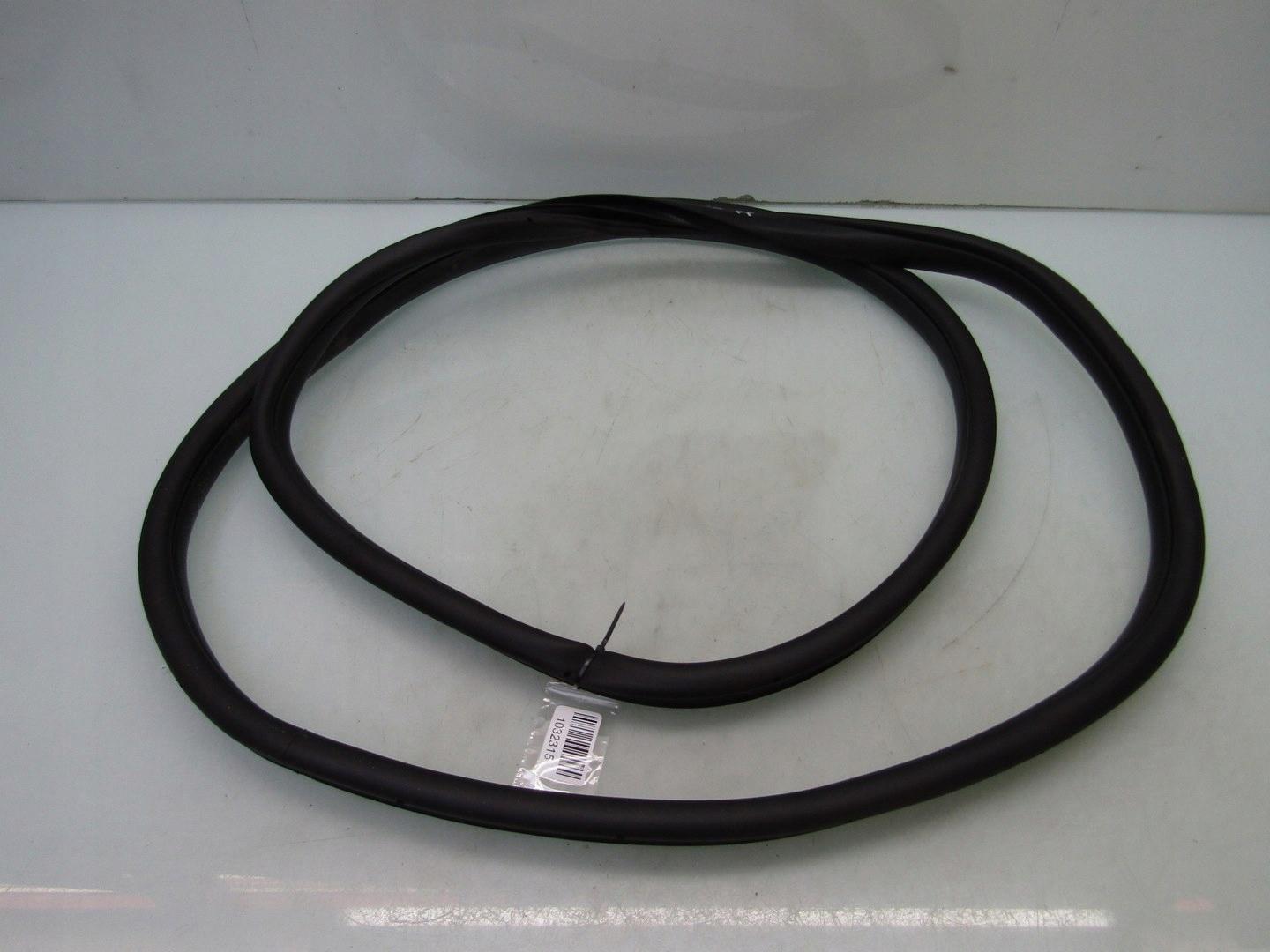 BAYON 21R УПЛОТНИТЕЛЬ ДВЕРИ ПРАВЫЙ ЗАДНИЙ ЗАДНИЙ ЗАДНИЙ