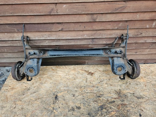 Балка задній міст задня підвіска vw up 1s0 барабани