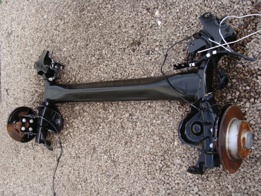 Балка заднього моста renault megane iv