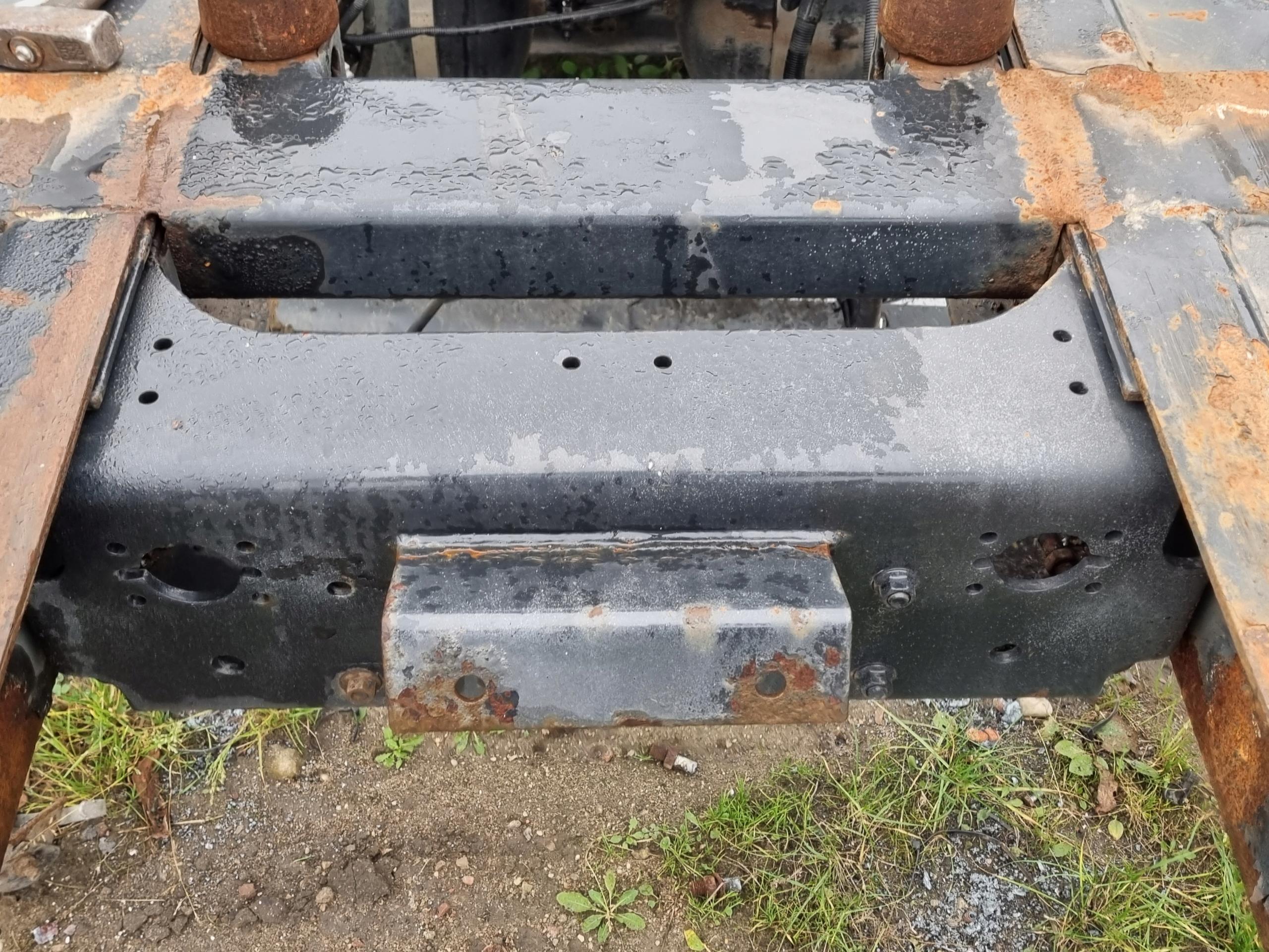 Балка под сцепное устройство концевая рама MAN TGX TGS E6