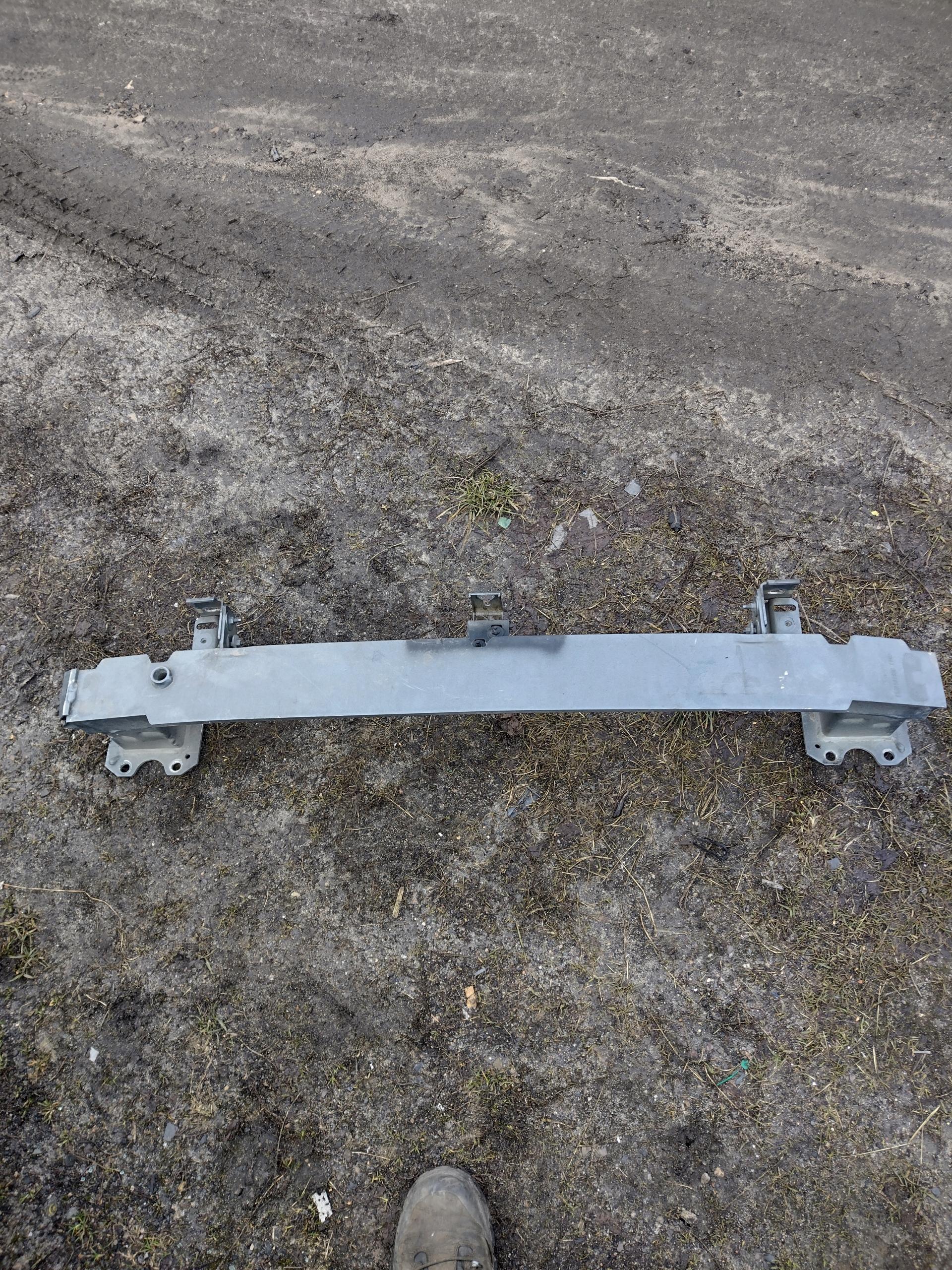 Балка під бампер посилена передня для CITROEN C5 X7