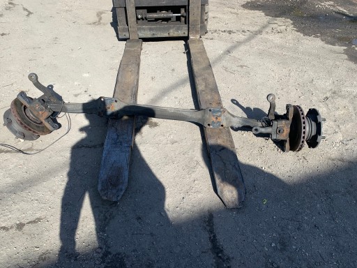 A9723310801 - Ось передней подвески белки 2 ii 816 818 17,5