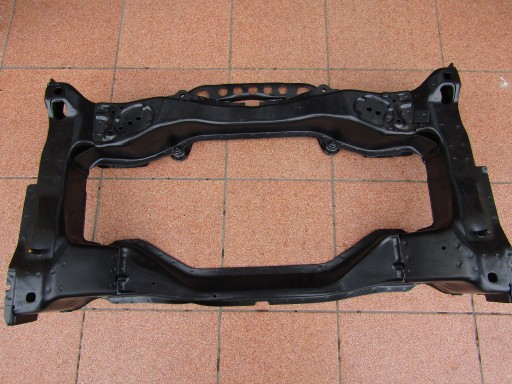 210 620 - Санки передній підрамник/кронштейн w210