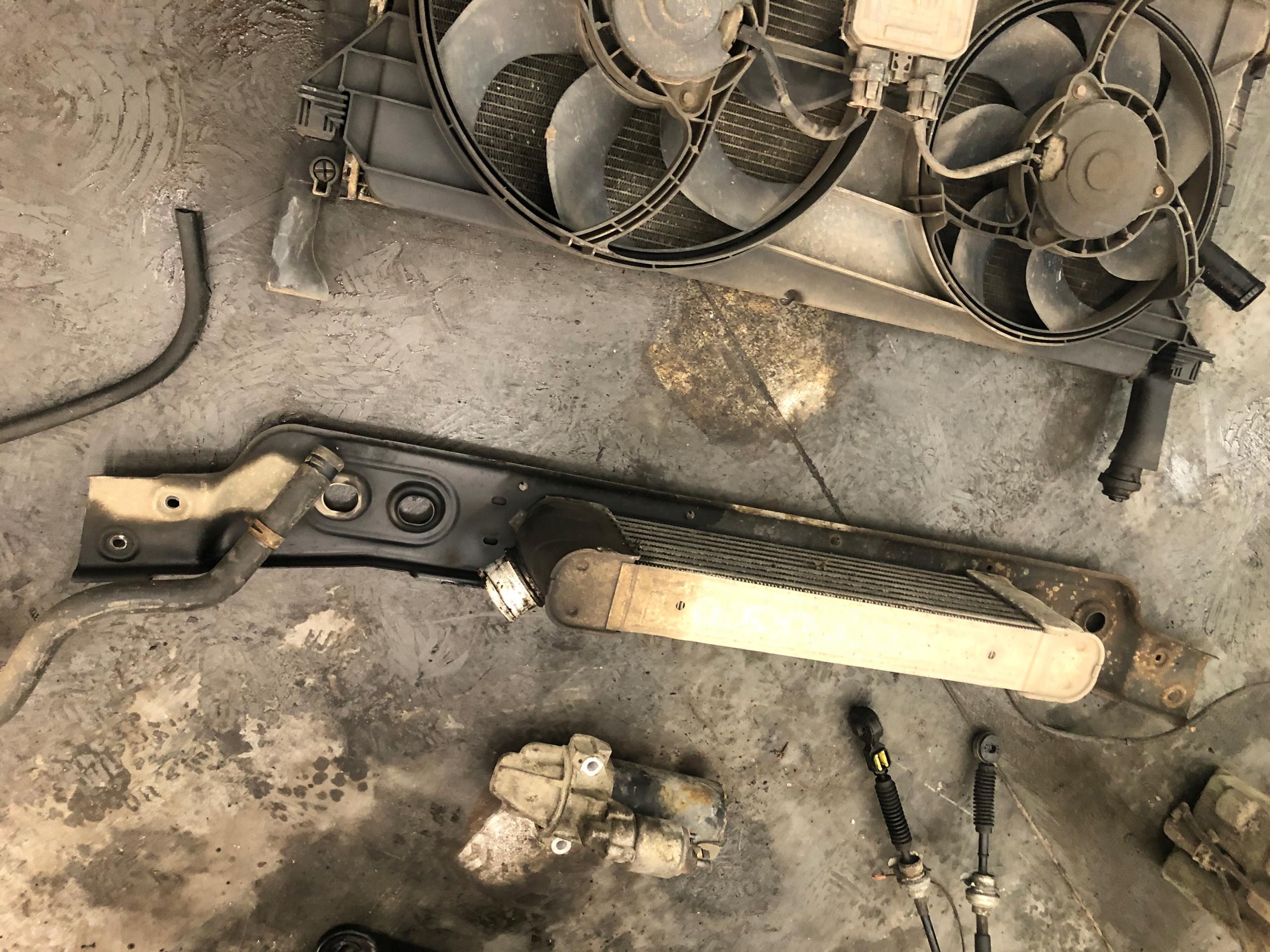 БАЛКА TRANSIT MK7 2,2 TDCI 2006-14 ПОД РАДИАТОР