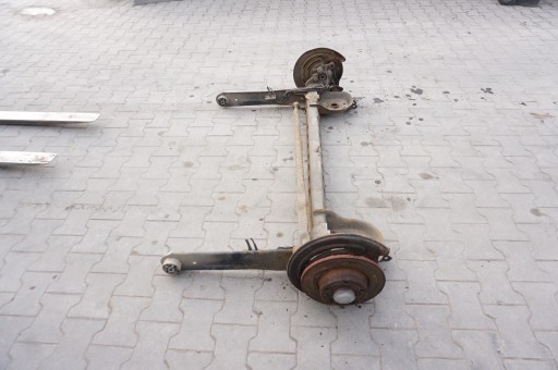 Opel vivaro задній промінь