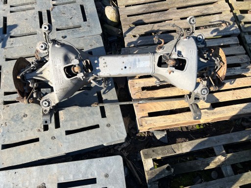 Задняя балка peugeot 407 в сборе 04-