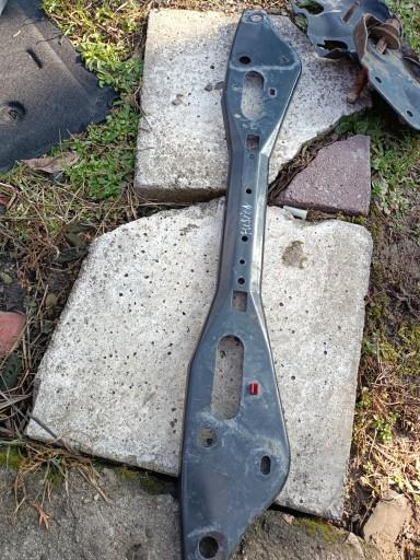 DG93F10684AD - ПЕРЕДНІЙ КРОНШТЕЙН ДЛЯ FORD FUSION USA