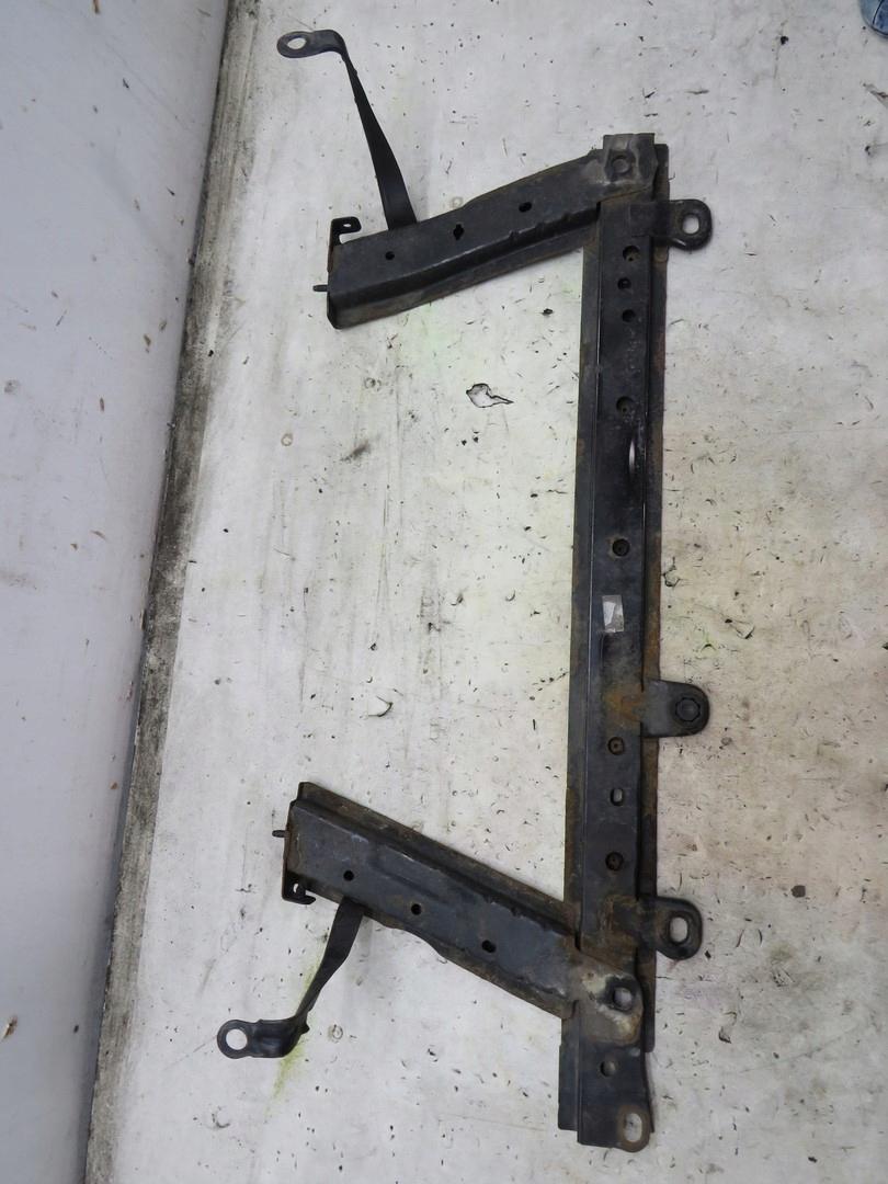 ЛУЧ УСИЛЕНИЕ ПОД ОХЛАДИТЕЛИ CLIO IV