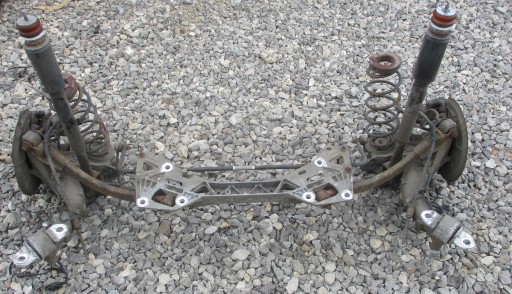 Луч подвески задней оси alfa romeo giulietta 2.0 jtdm