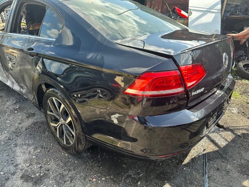 5647906587 - Підвісний промінь задній осі седан passat b8