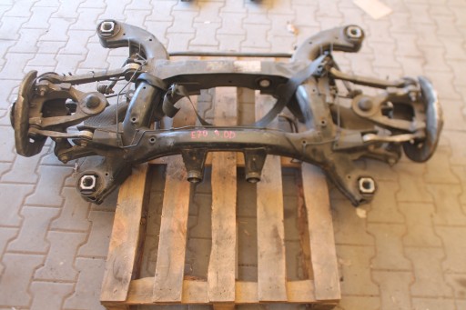 Bmw x5 e70 3.0 sd 06-13 задня підвіска