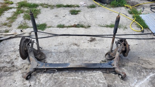 1,8 - Балка задньої підвіски honda civic viii 8 ufo hb 5d 1.8