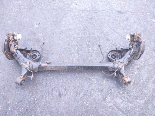 Toyota verso задня підвіска (2009-2013)