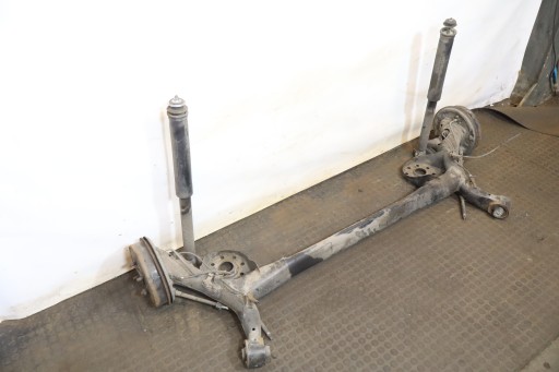Балка задней подвески toyota yaris iii lift 1.5