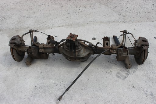 Підвіска променя діфер задній джип kj liberty 2.4