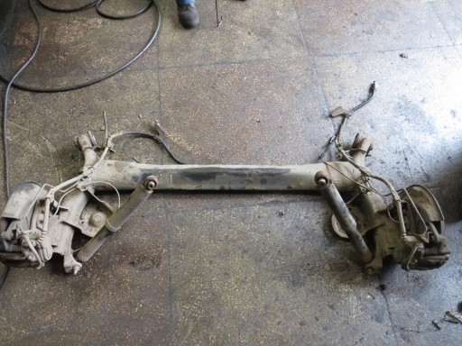 KRIS235789 - Балка підвіски заднього моста qashqai j11