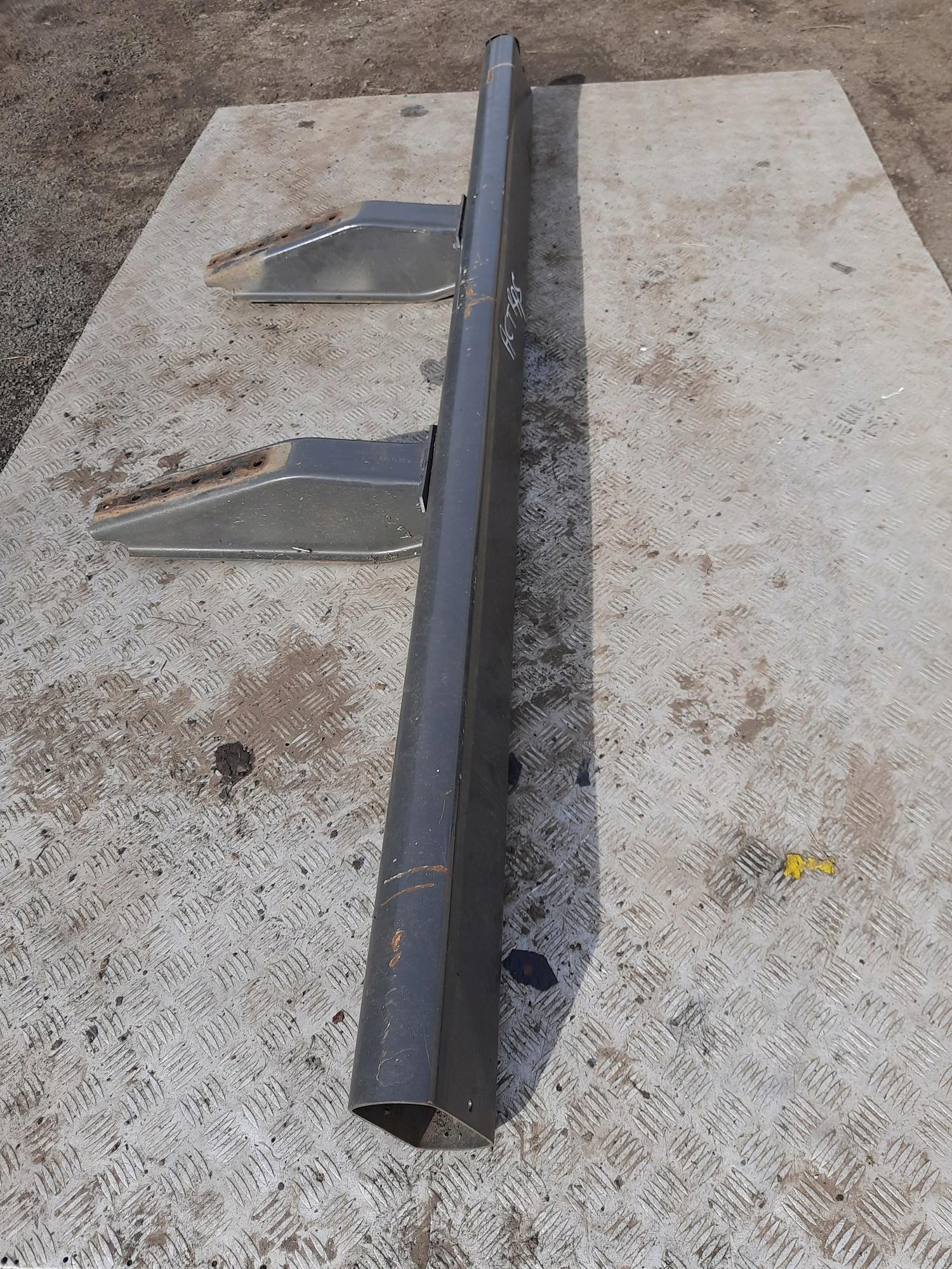 БАМПЕР ЗАДНИЙ MERCEDES ACTROS AXOR