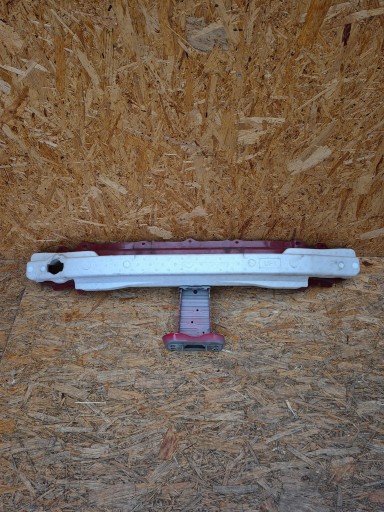 Бампер -луча передняя toyota yaris iii lift ii