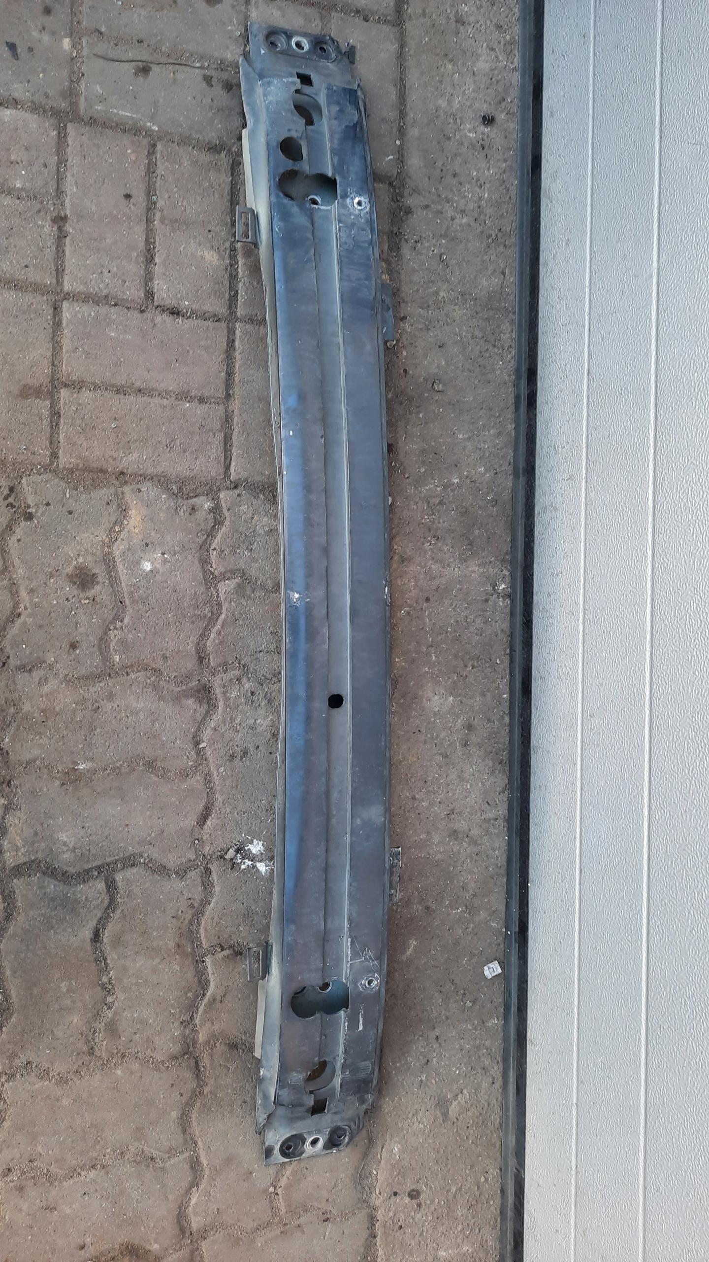 Бампер передній VOLVO V70 II 00-04R 427-26